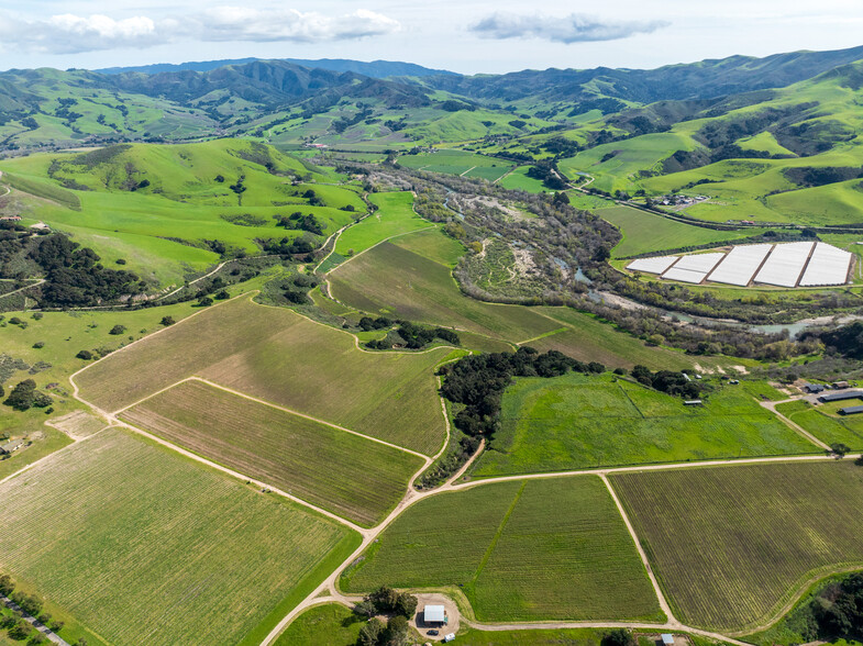 0 Santos Rd. 0 Santos Rd., Lompoc, CA for sale - Building Photo - Image 2 of 7