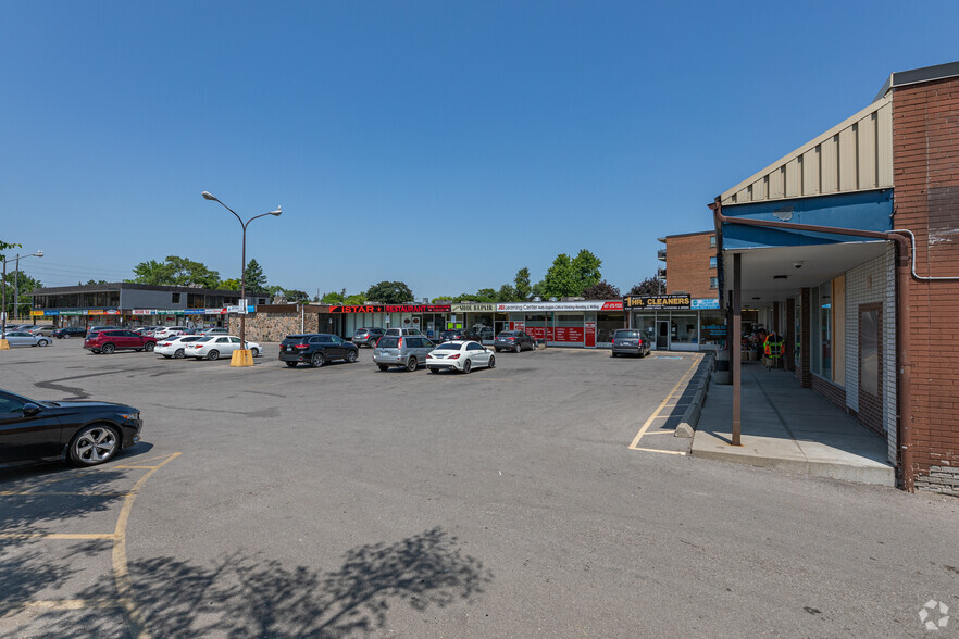 235 Dixon Rd, Toronto, ON for lease - Building Photo - Image 2 of 2