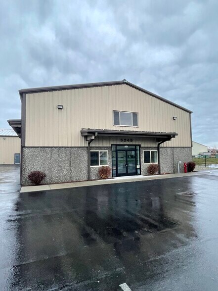 5245 Industrial Pl, Ferndale, WA for lease - Building Photo - Image 1 of 4