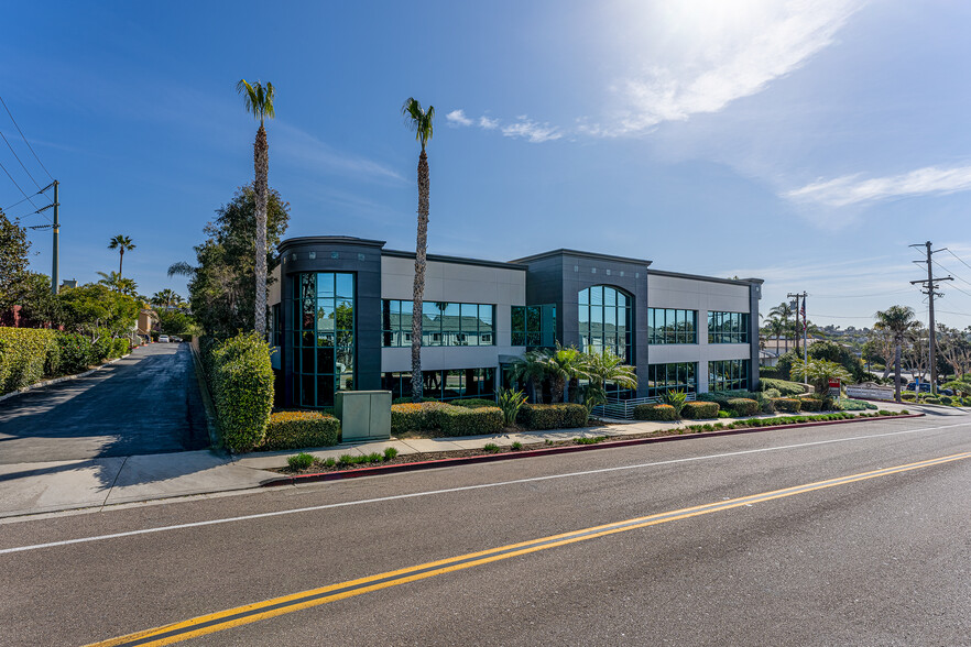 171 Saxony Rd, Encinitas, CA for lease - Building Photo - Image 3 of 9