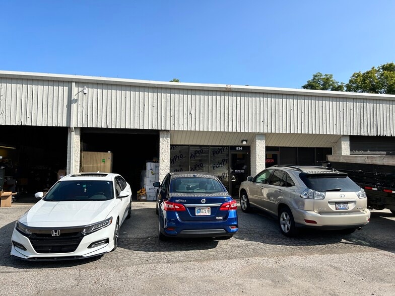 526-540 Enterprise Dr, Erlanger, KY for lease - Building Photo - Image 2 of 28