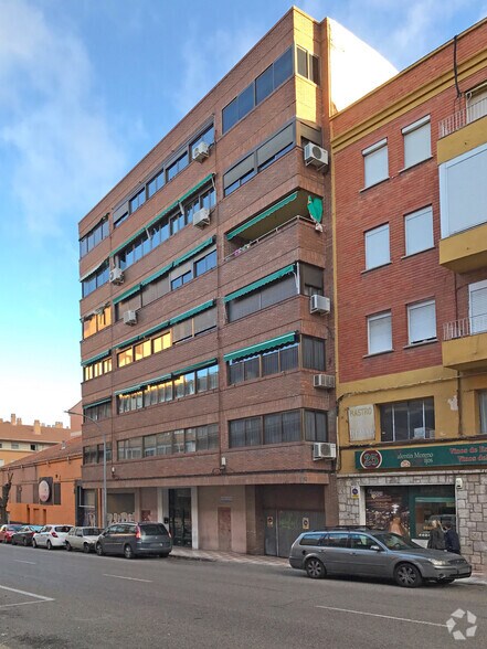 Calle Ferial, 23, Guadalajara, Guadalajara à vendre - Photo du bâtiment - Image 2 de 2