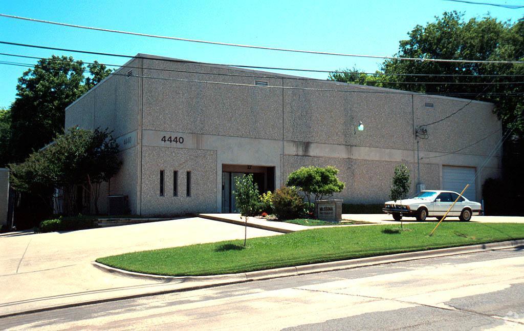 4440 Lawnview Ave, Dallas, TX à vendre Photo du bâtiment- Image 1 de 1