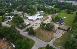 Plus de détails pour 707 N Waldrip St, Grand Saline, TX - Soins de santé à vendre