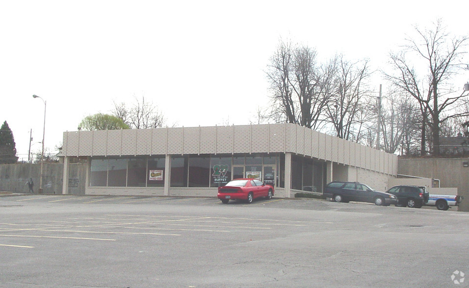 405-523 E 24 Hwy, Independence, MO for lease - Primary Photo - Image 3 of 3