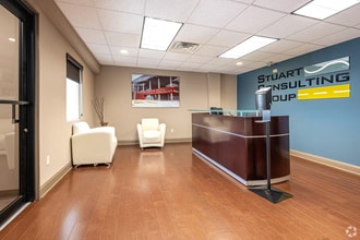 1018 Central Ave, Metairie, LA for lease Interior Photo- Image 1 of 5