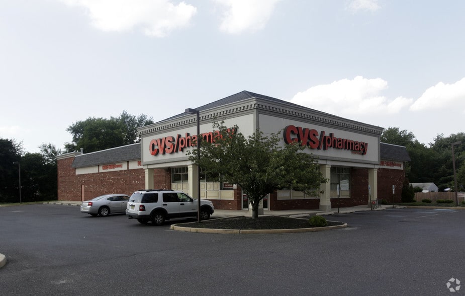 231 W Broad St, Paulsboro, NJ for lease - Building Photo - Image 1 of 2