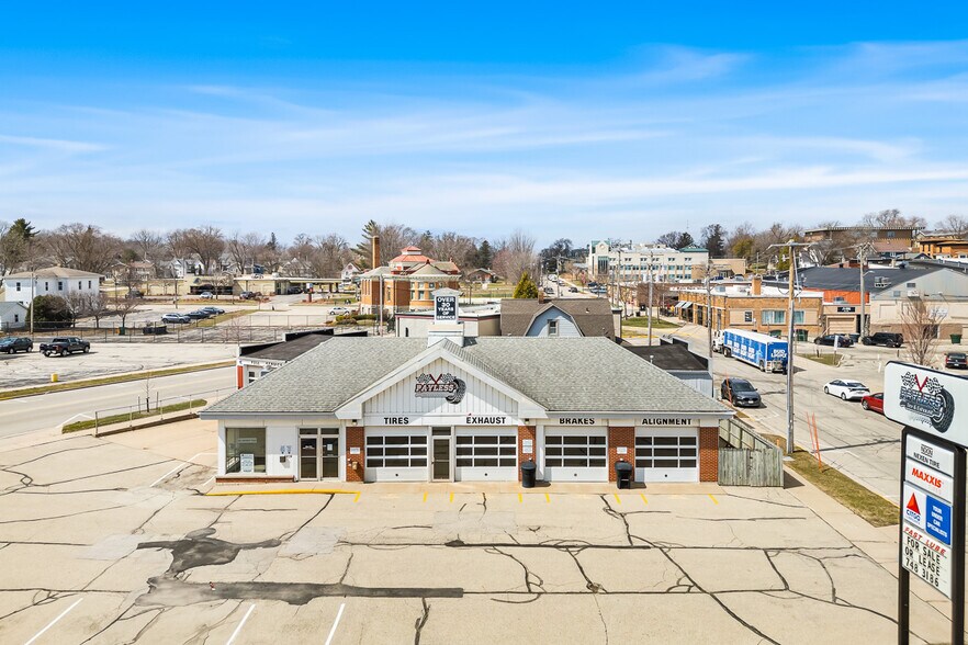 400 Blackburn St, Ripon, WI à vendre - Aérien - Image 2 de 45
