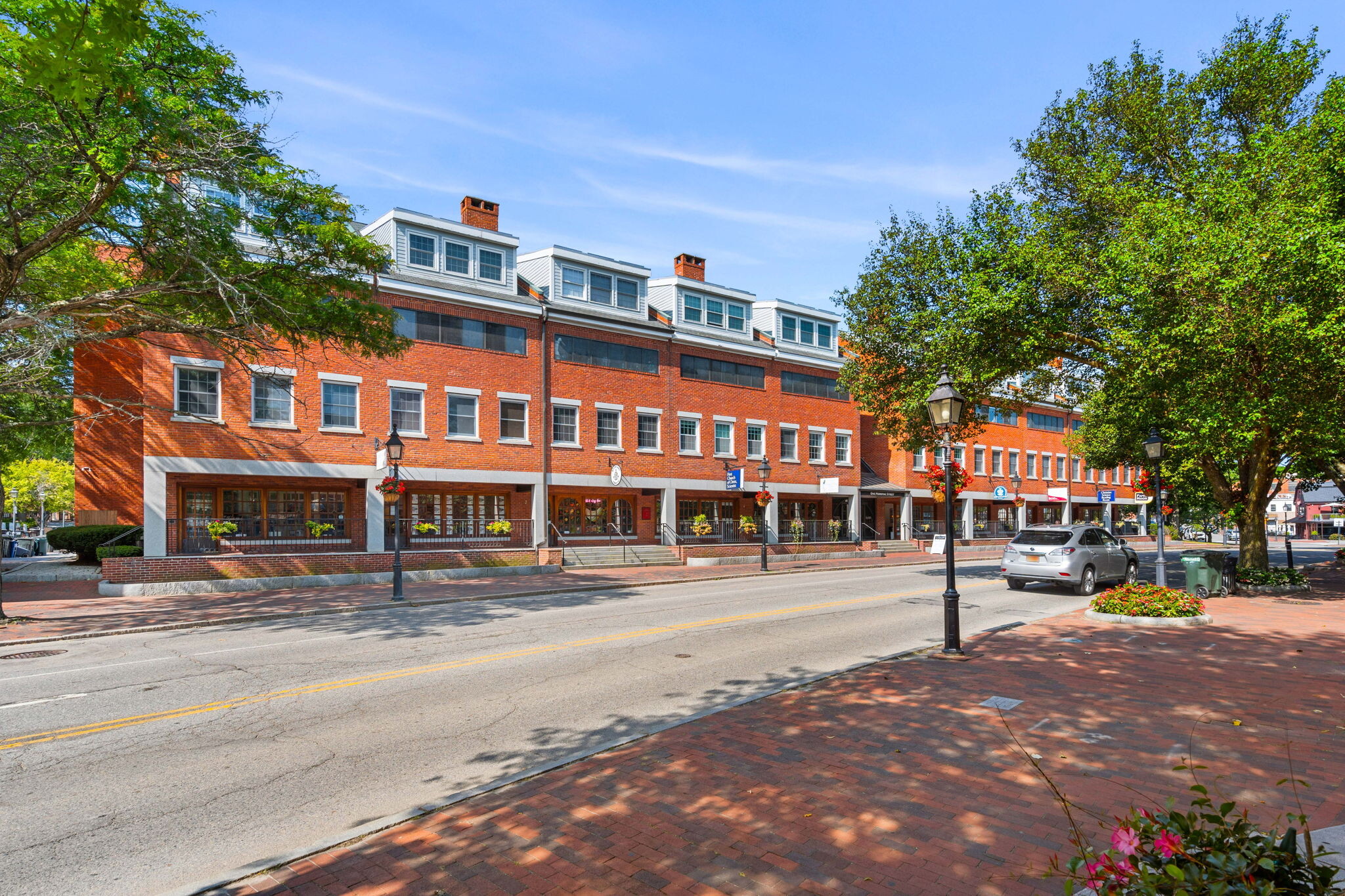 1 Merrimac St, Newburyport, MA for sale Primary Photo- Image 1 of 1