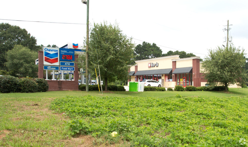 725 Alabama St, Carrollton, GA for lease - Building Photo - Image 1 of 2