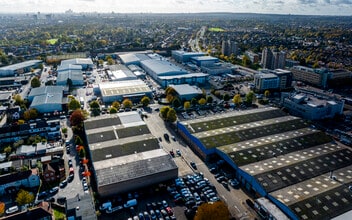 240-242 Lincoln Rd, Enfield, LND - Aérien  Vue de la carte