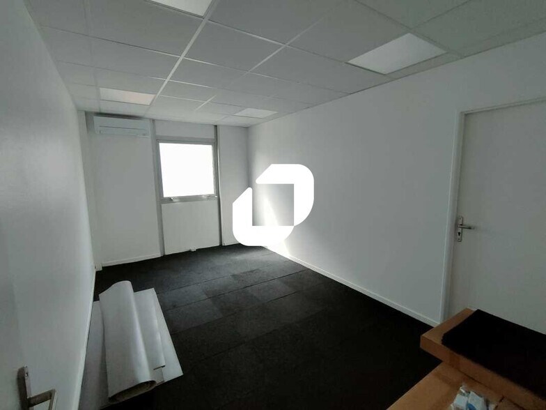 Bureau dans Bezons à louer - Photo intérieure - Image 3 de 10