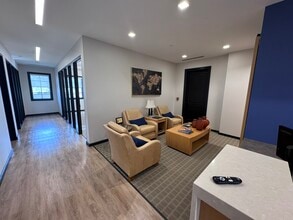 4521 E 91st St, Tulsa, OK à louer Photo intérieure- Image 2 de 7