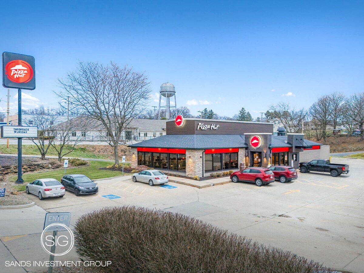 16848 St Clair Ave, East Liverpool, OH à vendre Photo principale- Image 1 de 6