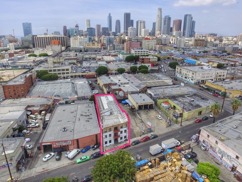 825 S Crocker St, Los Angeles, CA à vendre - Aérien - Image 3 de 6