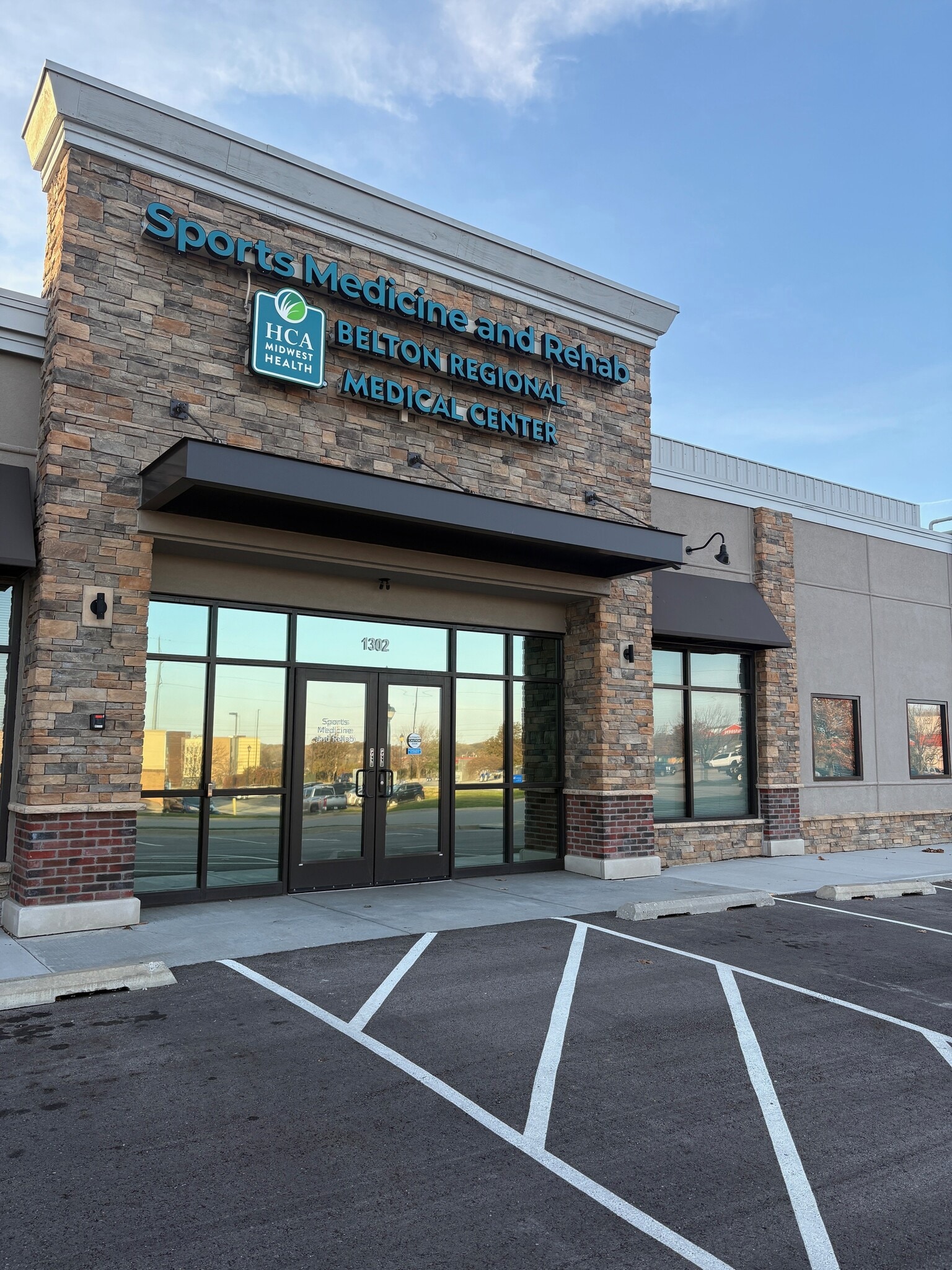 1302 E North Ave, Belton, MO for lease Primary Photo- Image 1 of 3