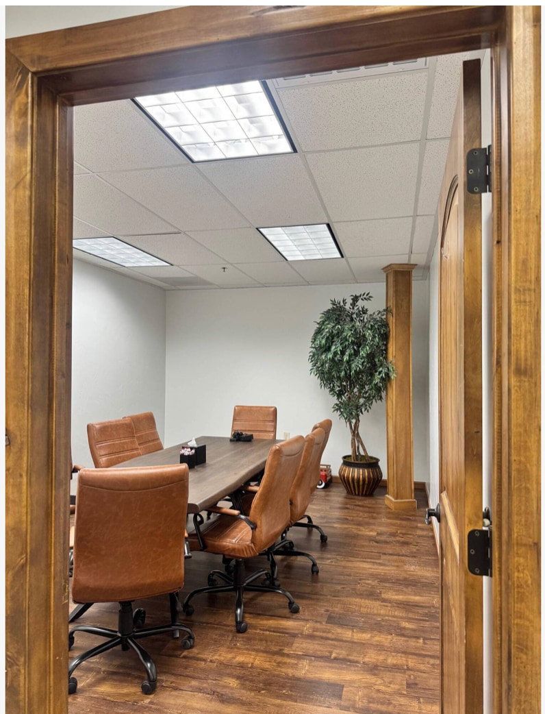 393 E Riverside Dr, Saint George, UT for lease Building Photo- Image 1 of 7