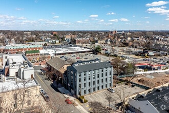 6-8 Gates Ave, Montclair, NJ - Aérien  Vue de la carte