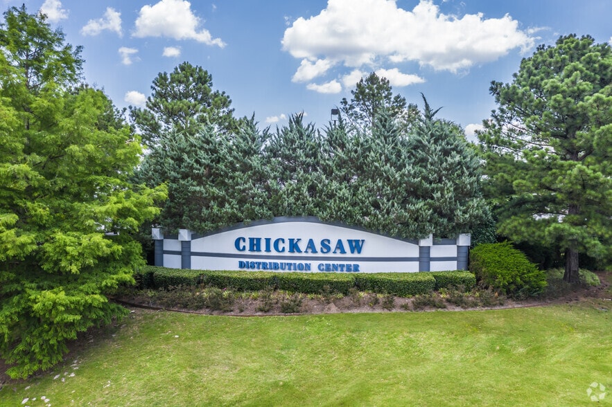 5950 Freeport Ave, Memphis, TN à louer - Photo du bâtiment - Image 3 de 12