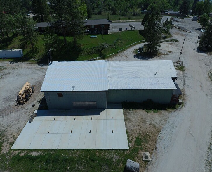 Kimber Mill portefeuille de 4 propriétés à vendre sur LoopNet.ca - Photo du bâtiment - Image 2 de 2