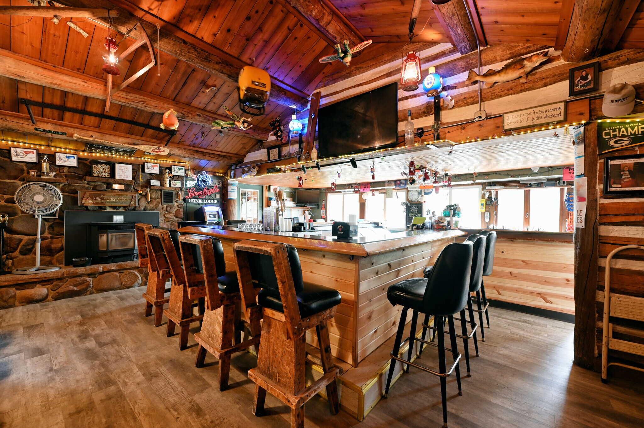 N2586 Spider Lake Trl, Birchwood, WI for sale Interior Photo- Image 1 of 33