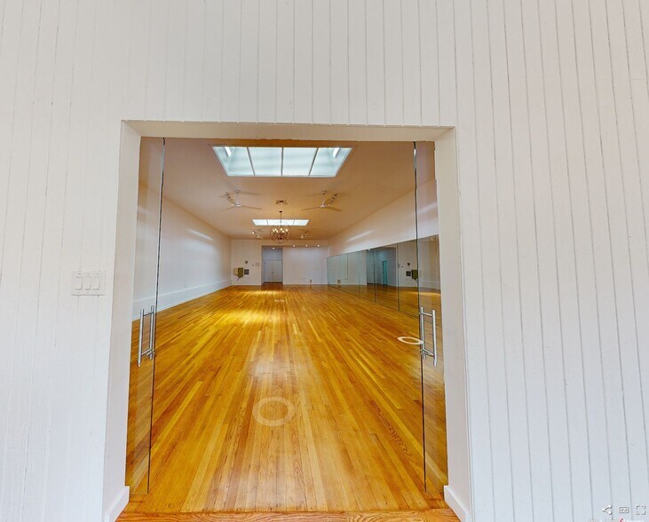 177 Culver Blvd, Playa Del Rey, CA à louer - Numérisation 3D de Matterport - Image 2 de 28