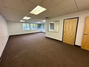3665 Ruffin Rd, San Diego, CA for lease Interior Photo- Image 1 of 14