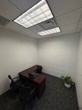 1600 Ponce De Leon Blvd, Coral Gables, FL for lease Interior Photo- Image 1 of 13