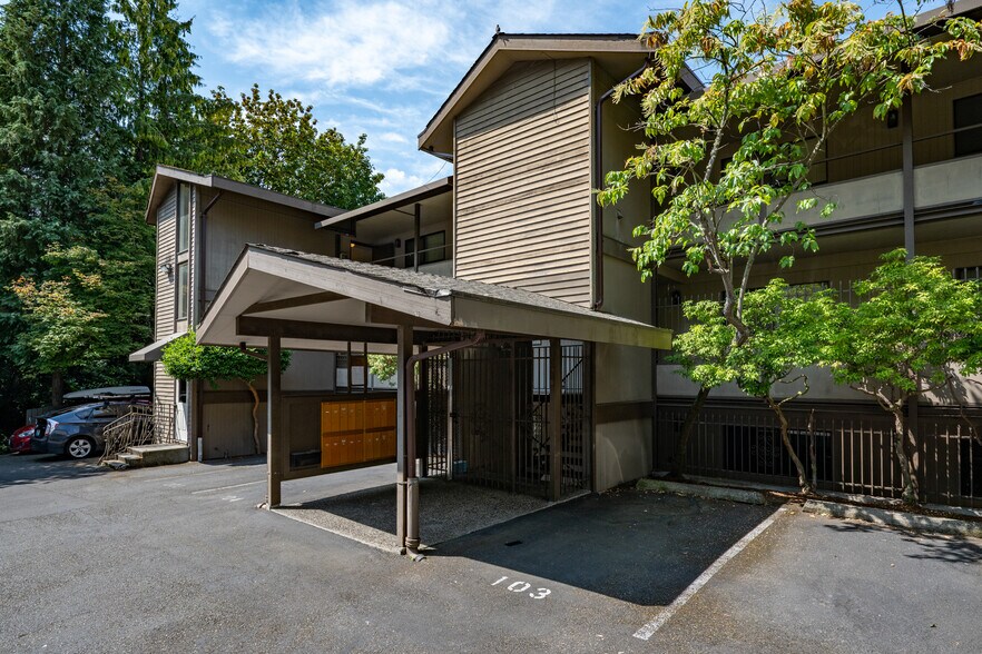 4500 1st Ave, Seattle, WA à vendre - Photo du bâtiment - Image 2 de 6