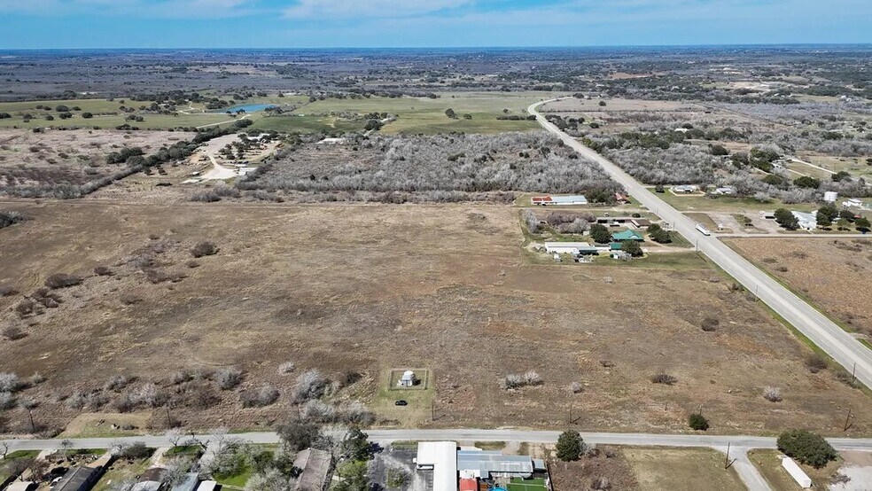 FM 351, Beeville, TX for sale - Primary Photo - Image 1 of 47