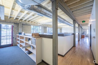 329-331 Jefferson St, Oakland, CA for lease Interior Photo- Image 2 of 20