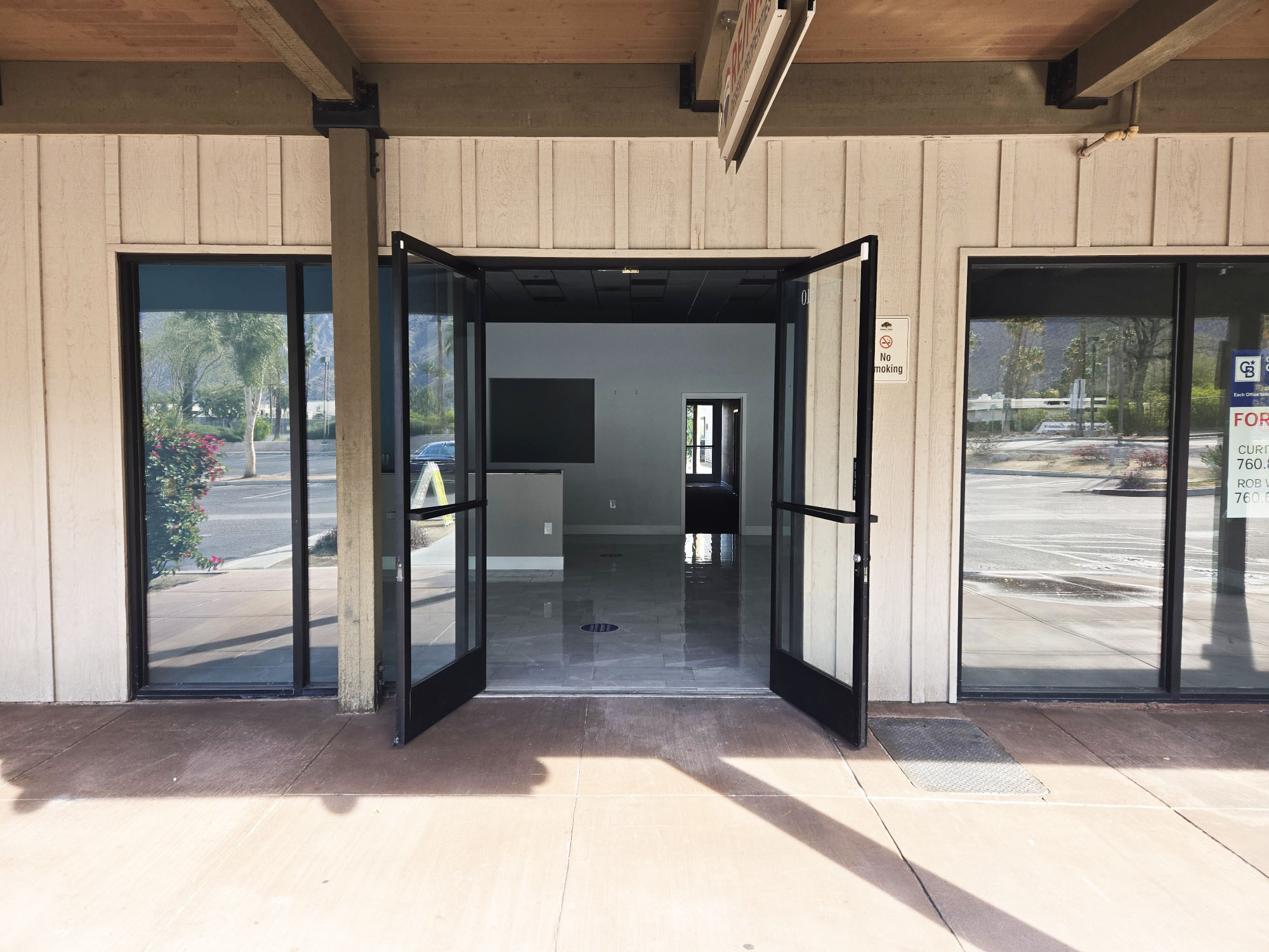 1733-1793 E Palm Canyon Dr, Palm Springs, CA à louer Photo du bâtiment- Image 1 de 1