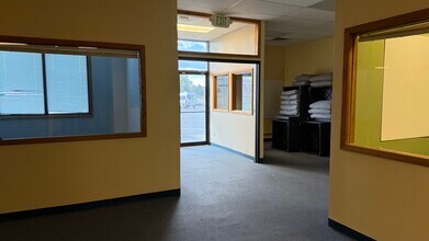 5144-5174 College Corner Pike, Oxford, OH for lease Lobby- Image 2 of 19