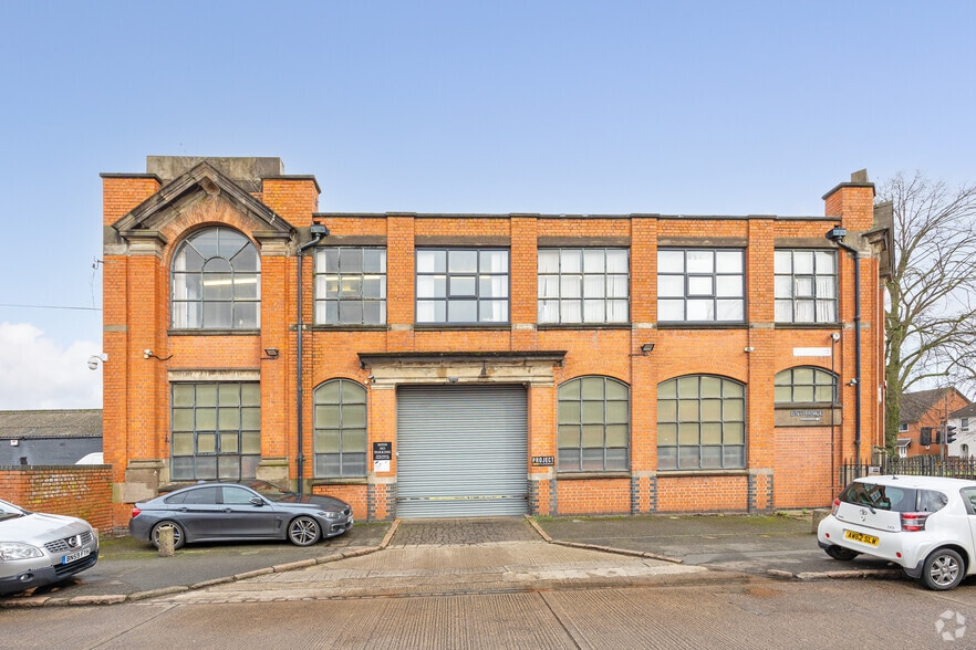 497 Saffron Ln, Leicester à louer - Photo du bâtiment - Image 2 de 3