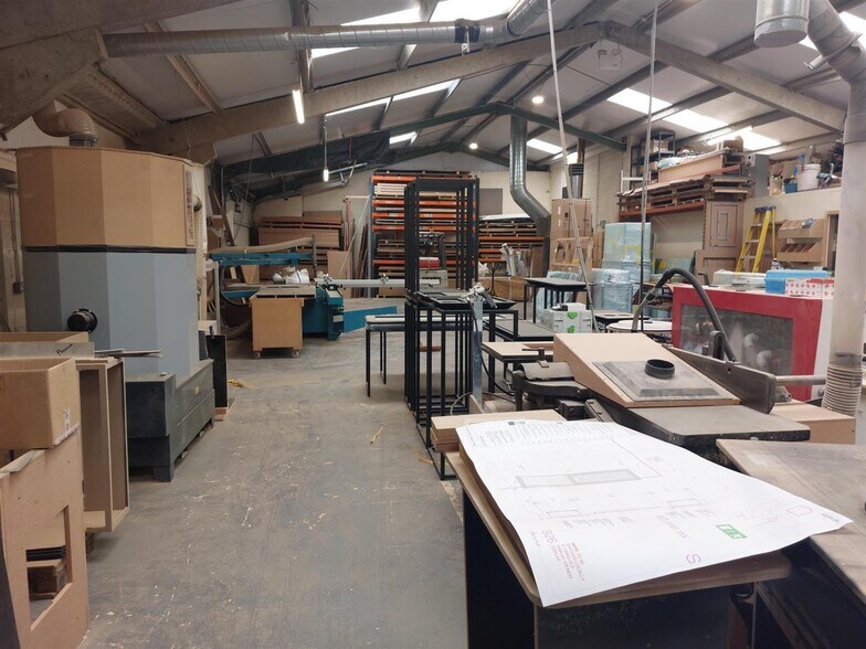 Oster Lane, Old Dalby à louer - Photo du bâtiment - Image 3 de 11