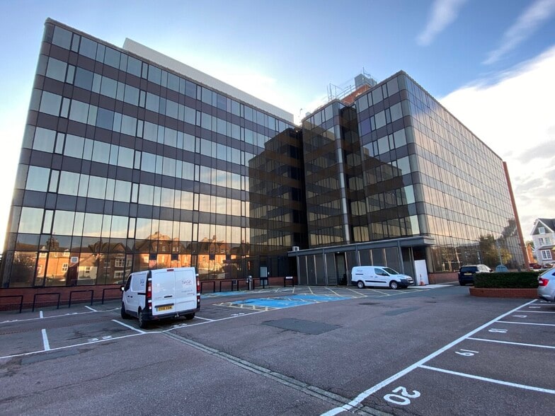 Middelburg Sq, Folkestone for sale - Building Photo - Image 2 of 19