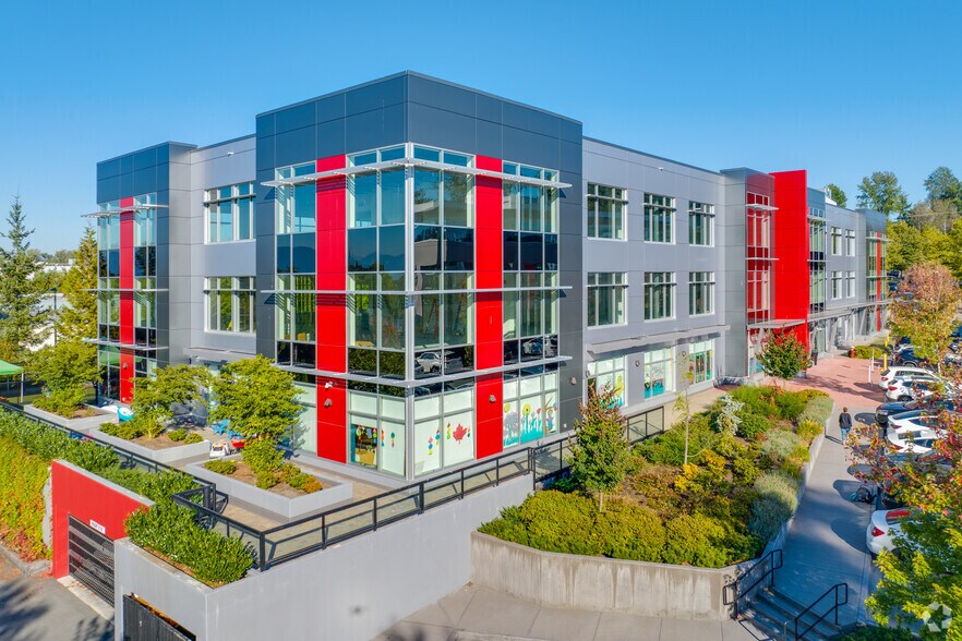 8063 199 St, Langley, BC à vendre - Photo du bâtiment - Image 2 de 5