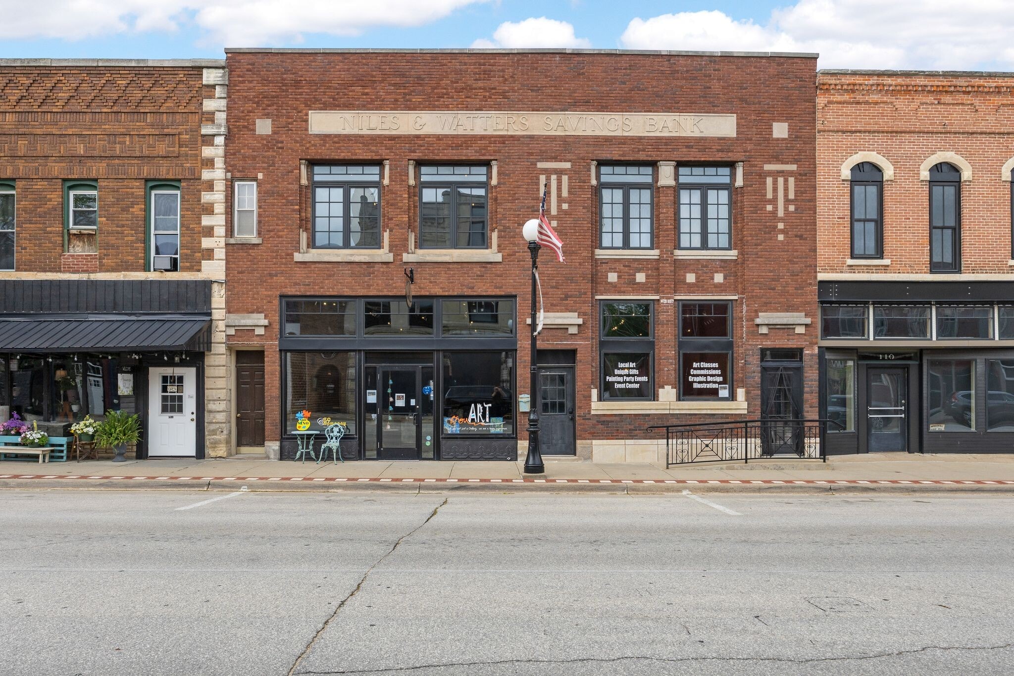 106 E Main St, Anamosa, IA for lease Interior Photo- Image 1 of 8