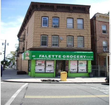 More details for 178-180 Myrtle Ave, Passaic, NJ - Retail for Lease