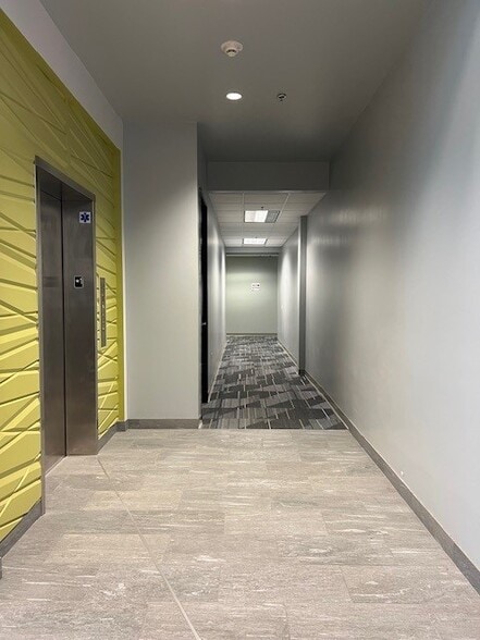 9616 Archibald Ave, Rancho Cucamonga, CA for lease - Interior Photo - Image 3 of 9