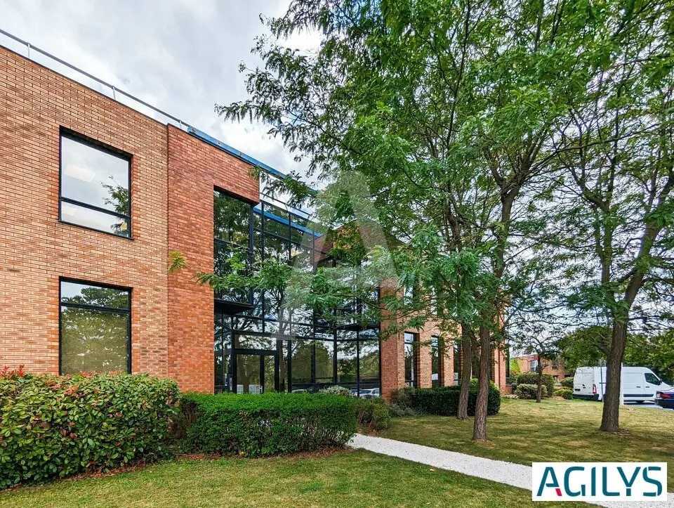 Office in Massy for lease Building Photo- Image 1 of 13