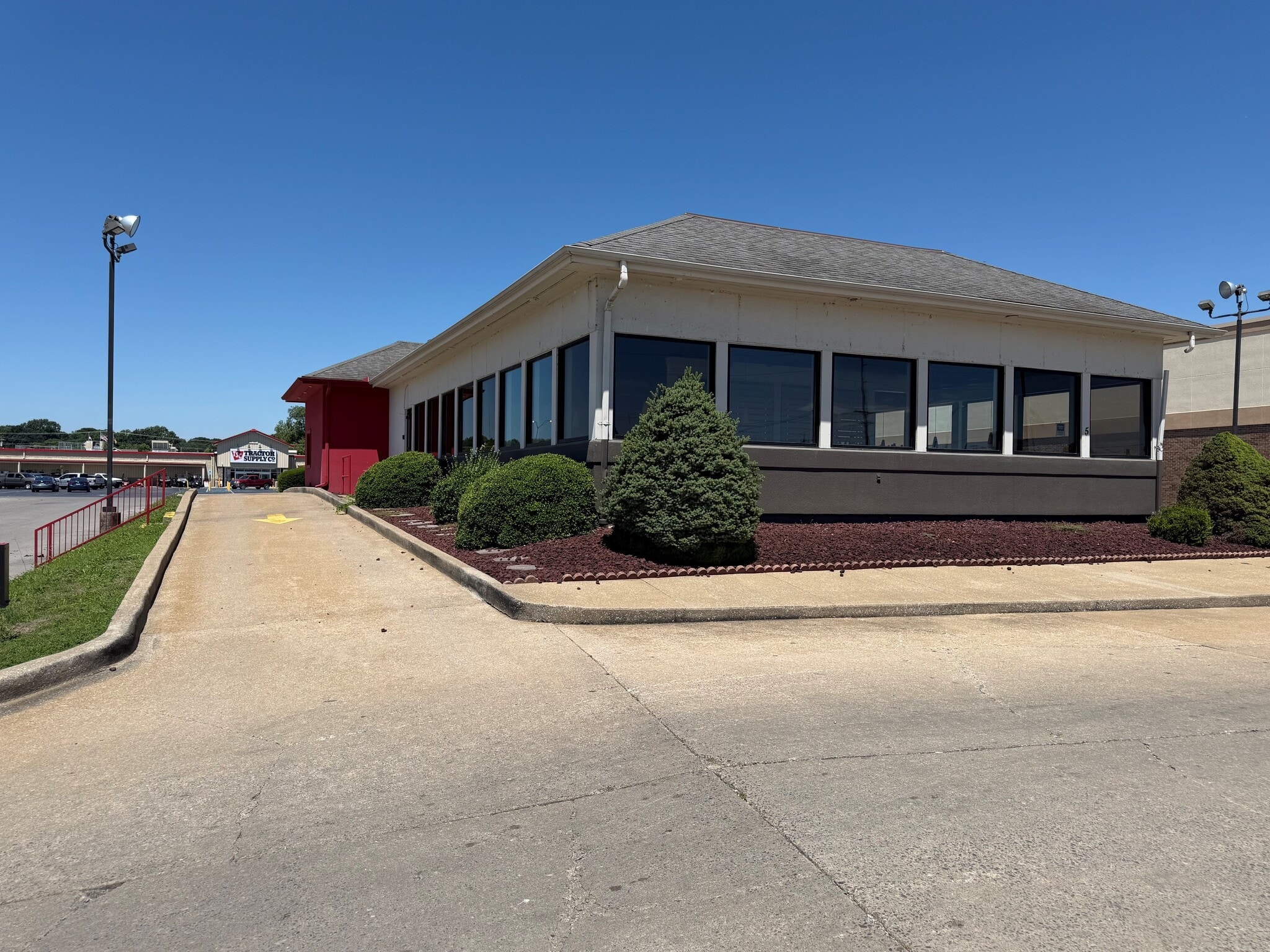 5 S Kingshighway St, Cape Girardeau, MO à louer Photo du bâtiment- Image 1 de 21