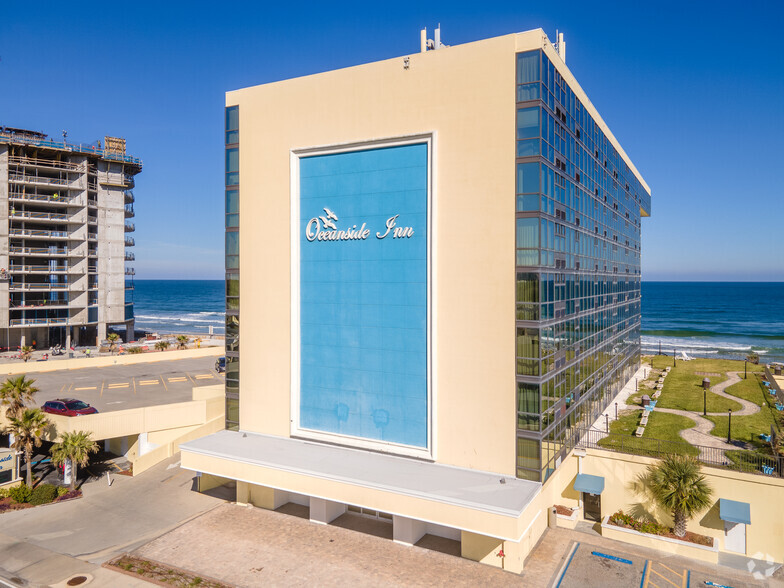 1909 S Atlantic Ave, Daytona Beach, FL for sale - Primary Photo - Image 1 of 6