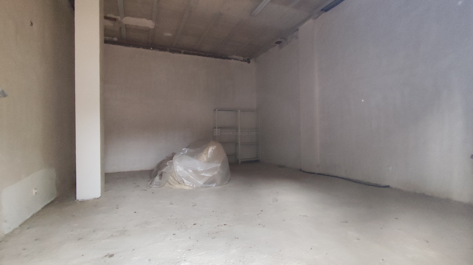 Retail in Logroño, La Rioja for lease Interior Photo- Image 1 of 3