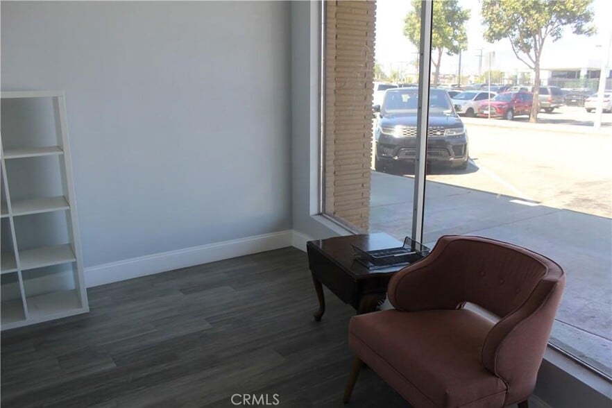 146 Shoppers Ln, Covina, CA for sale - Interior Photo - Image 3 of 17