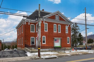 Former St. Lawrence Borough Hall - Parc de stationnement couvert