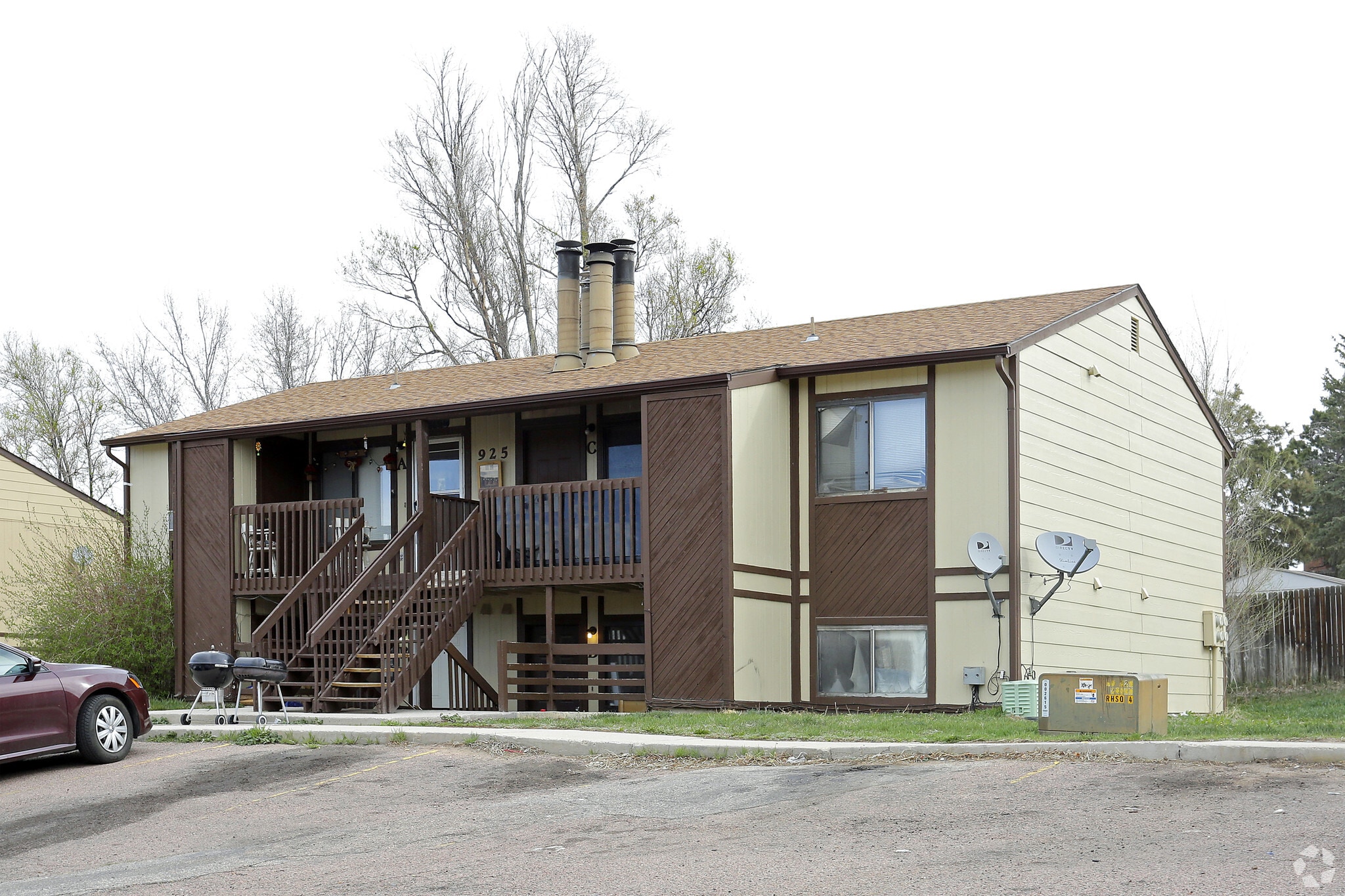 925 Hathaway Dr, Colorado Springs, CO for sale Primary Photo- Image 1 of 29