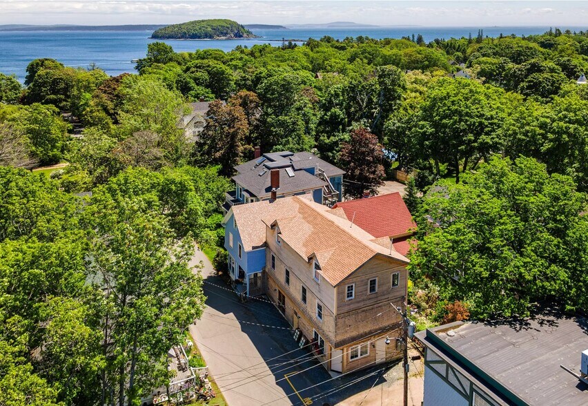 11 Albert Mdws, Bar Harbor, ME à vendre - Photo principale - Image 1 de 1