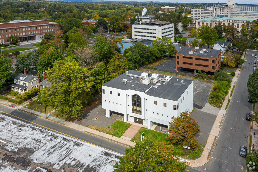 81 Gillett St, Hartford, CT for sale - Aerial - Image 3 of 6