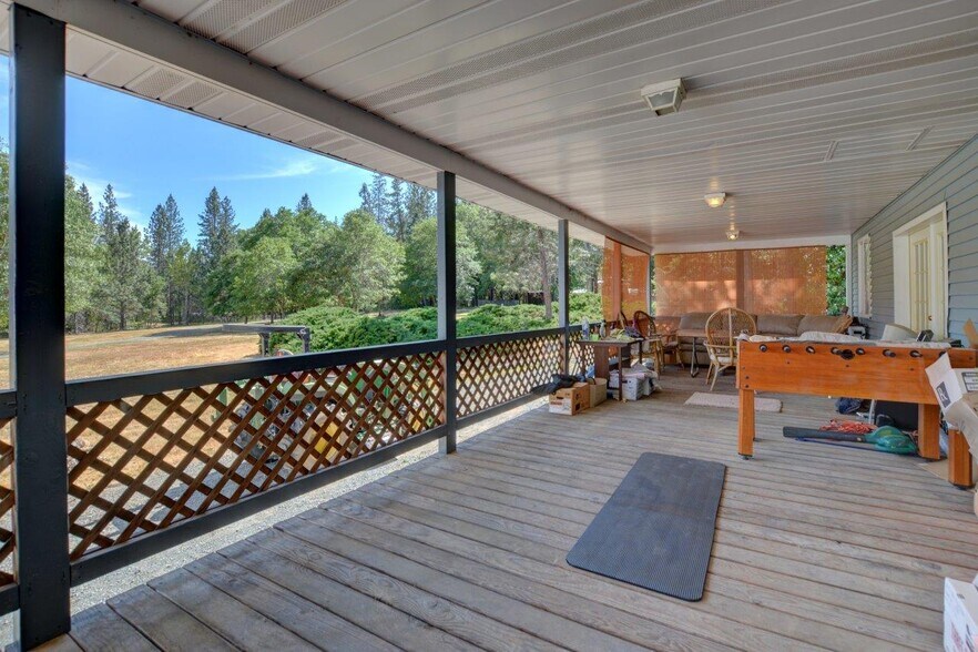 625 Barbara Drive, Grants Pass, OR à vendre - Photo du bâtiment - Image 2 de 99